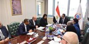 وزير الصحة يبحث تعزيز التعاون مع البنك الدولي ومؤسسة التمويل الدولية في القطاع الصحي