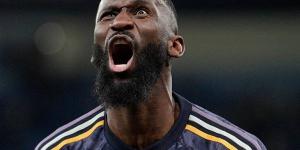 توتر في ريال مدريد.. صفعة روديجر لكاريراس تكشف خلافات داخل غرفة الملابس