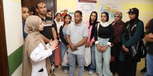 "مهمة إنسانية".. طلاب جامعة الأقصر يدعمون مرضى الأورام