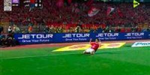 الاهلي.. أشرف بن شرقي يسجل الهدف الثالث لـ الأهلي في مرمى إنبي بالدوري المصري الممتاز