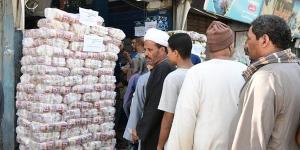 التموين تحث مستهلكي السلع في قنا مراجعة تاريخ الصلاحية