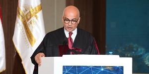 رئيس جامعة عين شمس: تحويل المدينة الطبية إلى نموذج متكامل للرعاية الصحية