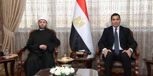 وزيرا الرياضة والأوقاف يبحثان آليات التعاون المشترك