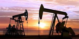 خام تكساس يتراجع بأكثر من 12% دون 90 دولارا للبرميل