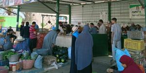 منافذ بيع حكومية توفر سلع غذائية بأسعار مخفضة لمواطنى الوادي الجديد