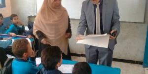 الوكيل الثقافي لمنطقة المنيا الأزهرية يتابع امتحانات النقل بمعاهد بني مزار ومطاي