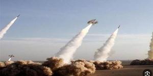 إعلام إيراني: الدفاعات الجوية تتصدى لأهداف معادية غرب طهران