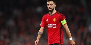 برونو فرنانديز يفوز بجائزة أفضل لاعب في الدوري الإنجليزي لعام 2026