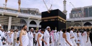 طواف القدوم.. الإفتاء توضح أحكامه وآدابه وتوجه رسائل مهمة للحجاج