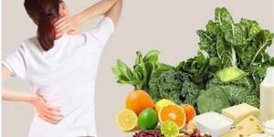 أطعمة تعزز صحة العمود الفقري وتحافظ على القوة والمرونة