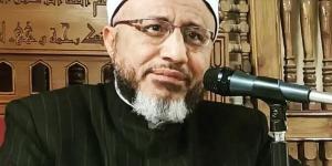 ما حكم تكرار آية في الصلاة عند قراءة السورة بقصد الدعاء جهرا ؟