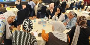 "التضامن" تنظم برنامجا تدريبيا لفريق وحدة إدارة الحالة والعاملين بالبيوت الصغيرة