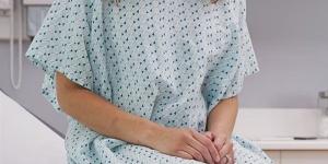 المشي بعد الجراحة يقلل المضاعفات ويسرع التعافي