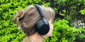 قبل أن تدفع 450 دولارًا.. ما لا تقوله سوني عن سماعات WH-1000XM6