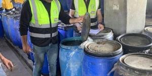 ضبط 10 أطنان مخللات داخل مصنع غير مرخص بالغربية