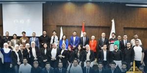 تجارة عين شمس تتوج مشروعات طلابية رائدة في ملتقى "الإبداع والتكنولوجيا"