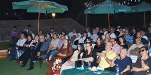 نقابة المهن التمثيلية تُخلّد اسم الفنان ياسر صادق على القاعة الكبرى بالنادي