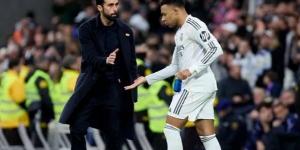 فلورنتينو بيريز يستعين بمورينيو لإنقاذ ريال مدريد بعد أزمة مبابي