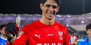 ياسين بونو يواصل صناعة المجد مع الهلال.. أرقام قياسية تؤكد تفوقه في الملاعب السعودية