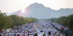 إلى عرفات الله ... اليوم.. بدء تصعيد الحجاج إلى المشاعر المقدسة لأداء الركن الأعظم
