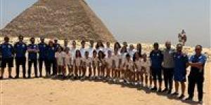 منتخب تونس للكرة النسائية يشيد بحفاوة الاستقبال في مصر ويزور الأهرامات