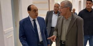 رئيس جامعة الزقازيق يتفقد تطوير المبنى الجديد بمدينة التحرير الجامعية