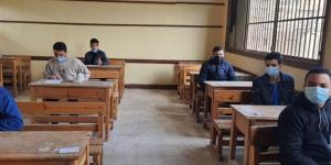 بدء امتحان الدراسات الاجتماعية لطلاب الشهادة الإعدادية بالجيزة