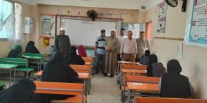 رئيس المنطقة وموفد قطاع المعاهد يتابعان امتحانات الثانوية الأزهرية بلجنة فتيات عمر النموذجي بالإسماعيلية