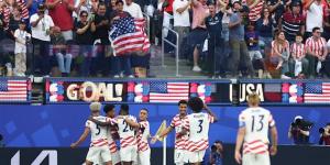 أمريكا تفتتح مشوارها في كأس العالم برباعية على حساب باراجواي