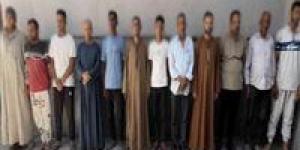 لتحقيق أرباح.. ضبط 12 شخصًا بتهمة هدم سور مقبرتين للاستيلاء عليها في أسيوط