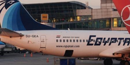 مصر
      للطيران
      تغير
      مسار
      رحلة
      إنقاذا
      لحياة
      راكبة
