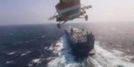 الحوثيون:
      استهداف
      سفينة
      إسرائيلية
      في
      بحر
      العرب
      بعد
      ساعات
      من
      استهداف
      سفن
      حربية
      أمريكية