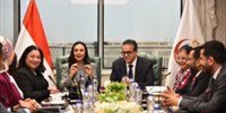 وزيرا الصحة والتضامن الاجتماعي يشهدان توقيع مذكرة تفاهم لتقديم خدمات طبية للسيدات تحت شعار “اسبقي بخطوة”