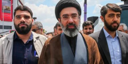 «حكم مضاد للصدمات».. لماذا لا ينهار النظام الإيراني؟