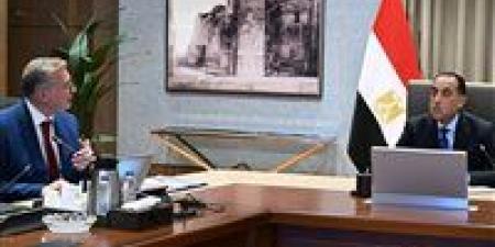 رئيس الوزراء يلتقي وزير البترول والثروة المعدنية لاستعراض عددٍ من ملفات عمل الوزارة