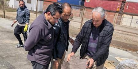 الجمارك تُحبط محاولة تضبط تهريب كمية من جلود الأبقار والجاموس والحمير