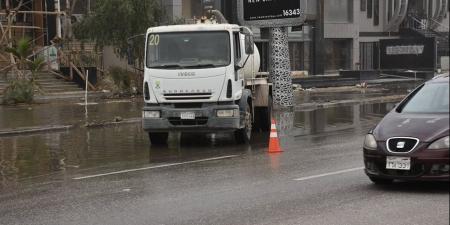 رئيس جهاز لقاهرة الجديدة: سرعة التعامل مع مياه الأمطار ساهمت بانسيابية المرور