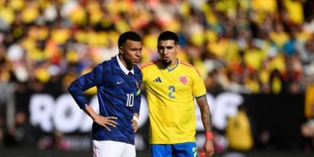 مبابي: ميسي لاعب استثنائي.. وتجربتي مع لويس إنريكي لم تكن مستقرة