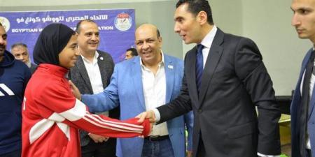 بعد انجاز بطولة العالم.. وزير الشباب والرياضة يدعم أبطال الووشو كونغ فو بإستاد القاهرة