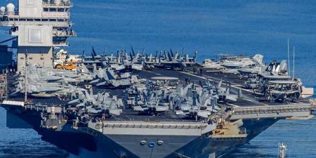 أكبر حاملة طائرات في العالم تستعد للعودة إلى حرب إيران
