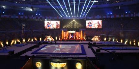 وزير الشباب يفتتح كأس العالم للجمباز الفني بمصر