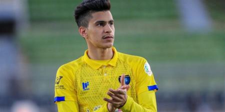 تقارير: مدافع التعاون على رادار ثلاثي الدوري السعودي