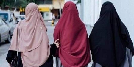حكم ارتداء الحجاب في القرآن والسنة