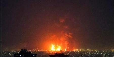 عاجل.. إيران تقذف مجمع الوزارات فى الكويت وإنفجار بوزارة البترول