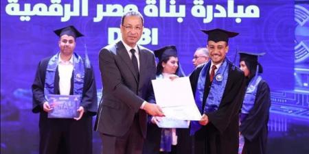 توظيف 100% في بعض الدفعات.. كيف حولت وزارة الاتصالات التدريب الرقمي إلى وظائف حقيقية؟