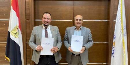 بروتوكول بين جامعة القاهرة الجديدة التكنولوجية ومصنع كيم تك للأجهزة العلمية والمعملية