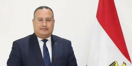 وزير التعليم العالي يعد بشمول أطباء الامتياز بالرعاية في المستشفيات الجامعية