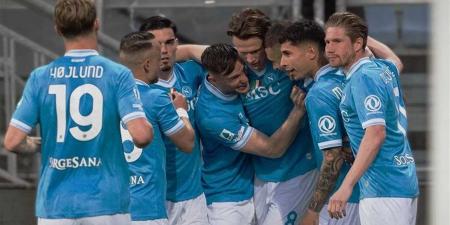 نابولي يتحدى ميلان في قمة الدوري الإيطالي.. الليلة