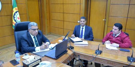 محافظ الدقهلية يشارك في اجتماع مع وزيرة التنمية المحلية والبيئة