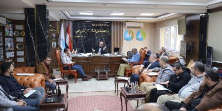 رئيس "مياه سوهاج" يشدد على الانتهاء من مشروعات مياه الشرب والصرف الصحي